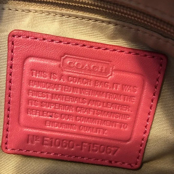 Elegant Tan/Pink Coach Shoulder Bag - Picture 4 of 7